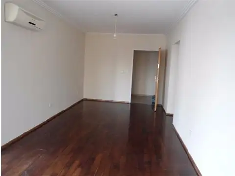 Avenida Olazábal 2200, Piso 5°