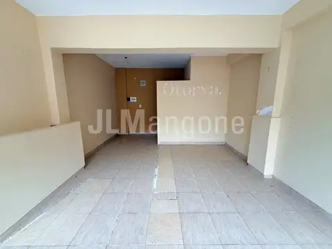 Local en Alquiler en Ramos Mejía, $ 450.000