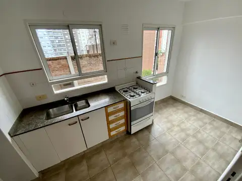 Departamento en Alquiler en Centro, $ 700.000