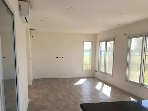 Casa en Venta en Coronel Brandsen, USD 245.000