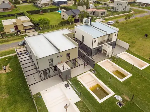 Casa en Venta en Funes, USD 118.000