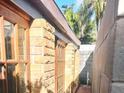 Depto Tipo Casa en Alquiler en Santos Lugares, $ 1.250.000