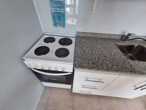 Oficina 2 ambientes con 1 baño