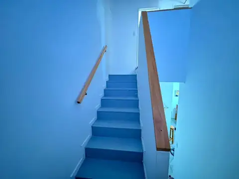 Depto Tipo Casa en Venta con 1 cocheras