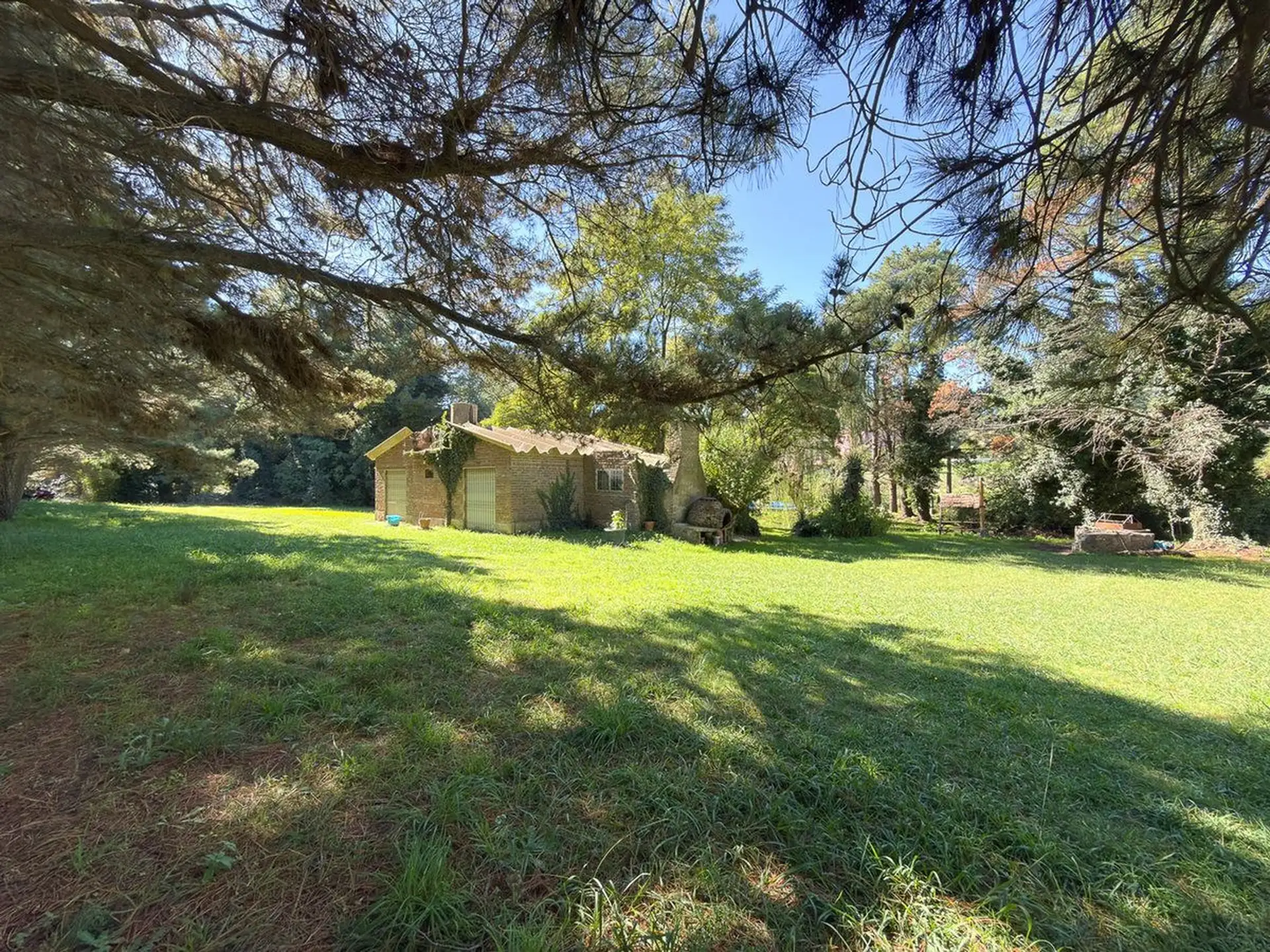 VENTA CASA QUINTA PILETA UNCAS AMPLIO LOTE TANDIL