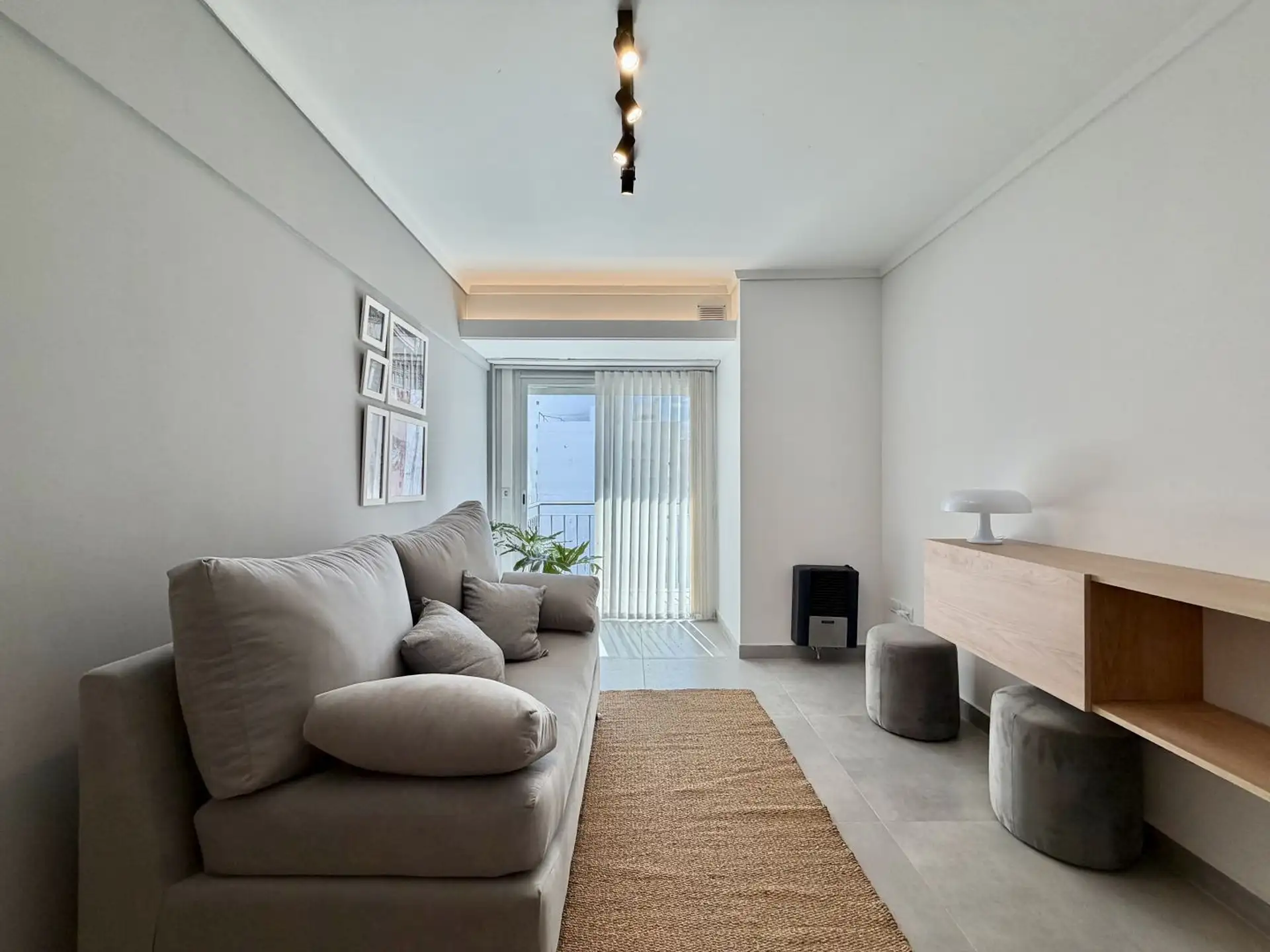 Departamento de 2 ambientes a la calle con balcón Centro, Mar del Plata