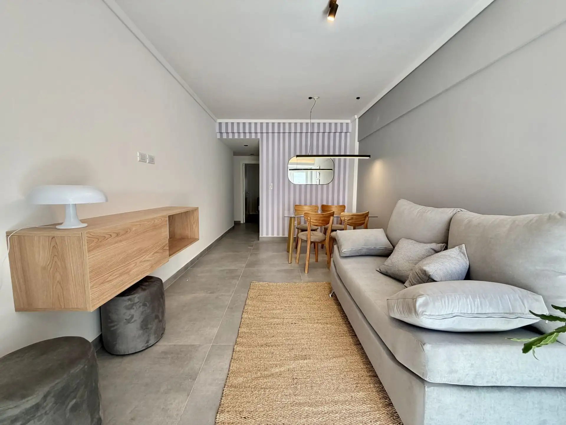Departamento de 2 ambientes a la calle con balcón Centro, Mar del Plata