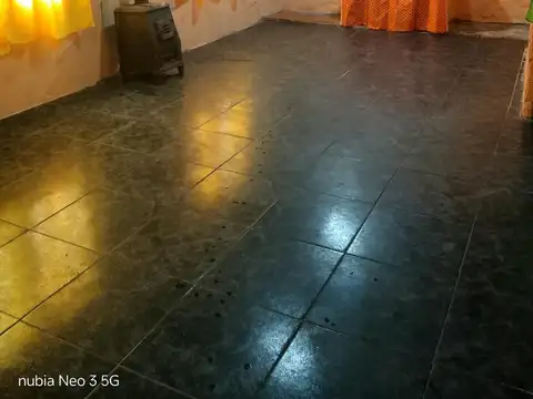 Casa en Alquiler con 1 cochera