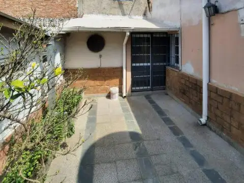 Casa en Venta en Quilmes Oeste, USD 120.000