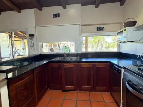 Casa en Alquiler de 3 dormitorios