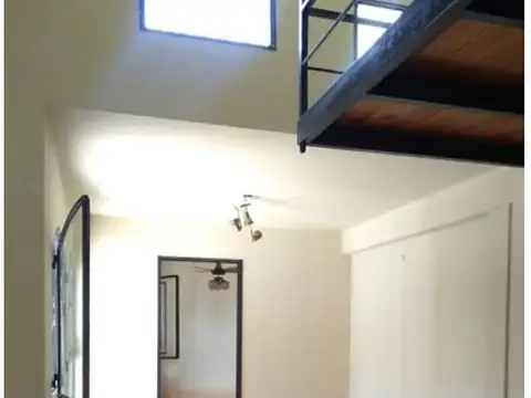Oportunidad: departamento de pasillo dos en uno 