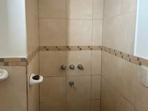 Depto Tipo Casa en Venta 60 años