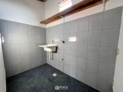 CFA202 - AMPLIO DUPLEX EN ALQUILER - 1 DORMITORIO - AV. TACUARÍ E/ LAVALLE Y SANTA CATALINA