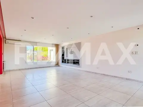 Casa 7 ambientes con 3 baños