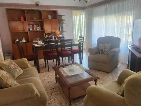 Casa en Venta en Martinez, USD 199.000