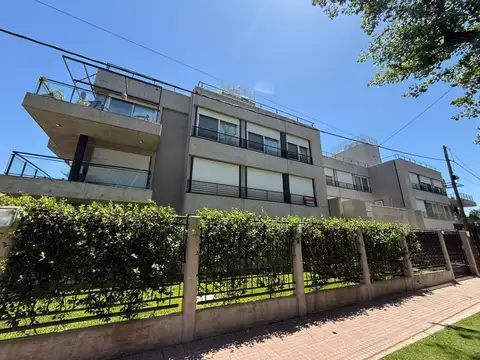 Condominio Los Nogales  - Juan José Paso 8800