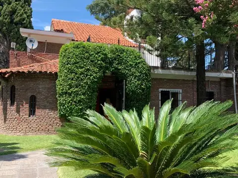 Int. Juan Irigoin 2400