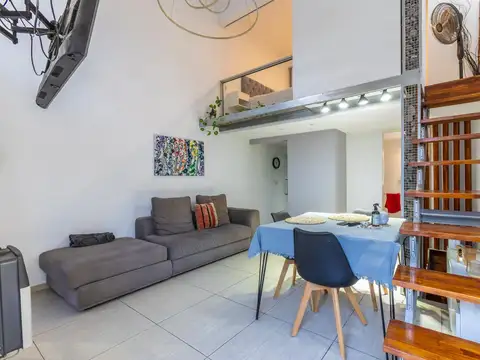 Depto Tipo Casa en Venta de 1 dormitorio