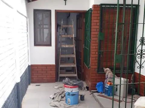 Venta casa tres ambientes
