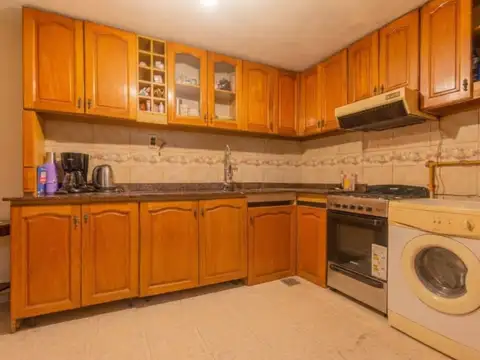 Depto Tipo Casa en Venta de 4 ambientes