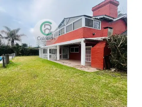 Casa en Alquiler de 3 dormitorios