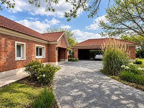 Casa en venta de 6 ambientes en Estancias del Pilar, Pilar, GBA Norte
