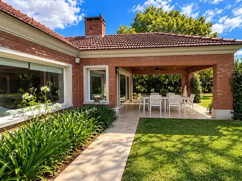 Casa en venta de 6 ambientes en Estancias del Pilar, Pilar, GBA Norte
