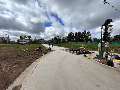 Venta Terrenos con financiacion -  Barrio Semicerrado Villa Santa Ana Muñiz