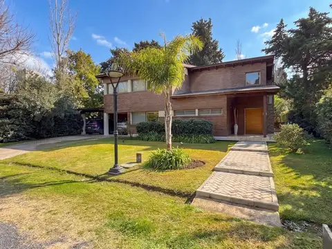 Casa en Venta en Roldan, San Lorenzo