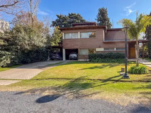 Casa en Venta de 4 dormitorios