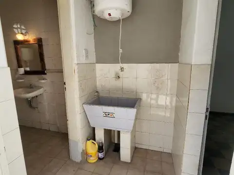 Depto Tipo Casa 2 ambientes con 1 baño