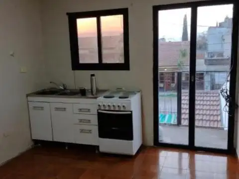Departamento 4 ambientes con 1 baño