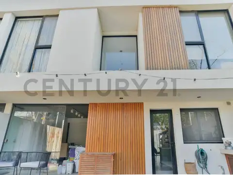 Depto Tipo Casa en Venta de 3 dormitorios