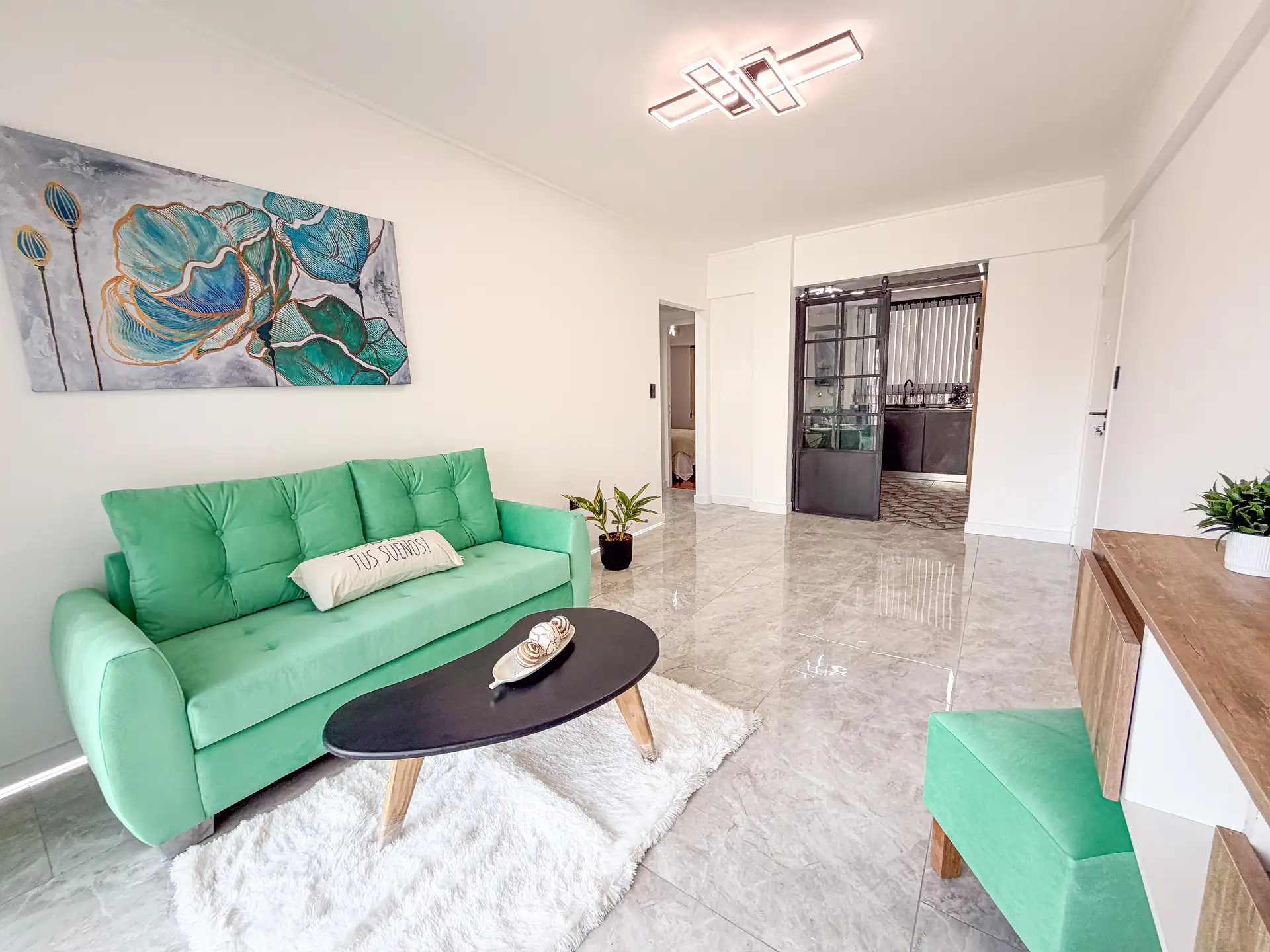 Depto 3 amb, 62m² reciclado con balcón corrido — Córdoba y Rivadavia