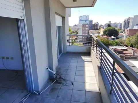 Departamento 2 amb con cochera fija - moron