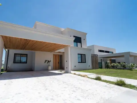 Casa en Venta en Funes, Rosario