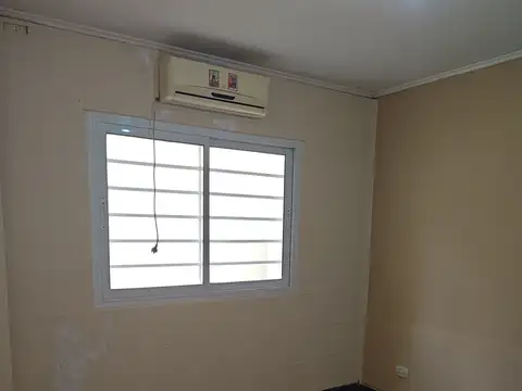 CASA EN ALQUILER  3 DORMITORIOS EN MERLO SUR