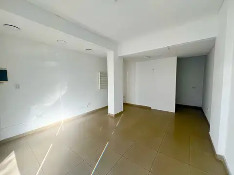 Local en Alquiler en Wilde, $ 580.000