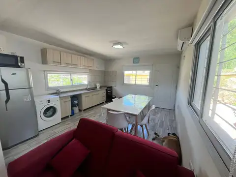 VENTA 2 CASAS V. CARLOS PAZ A 5 CUADRAS DEL CENTRO