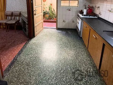 PH 3 AMBIENTES AL FRENTE EN VENTA EN LANUS ESTE