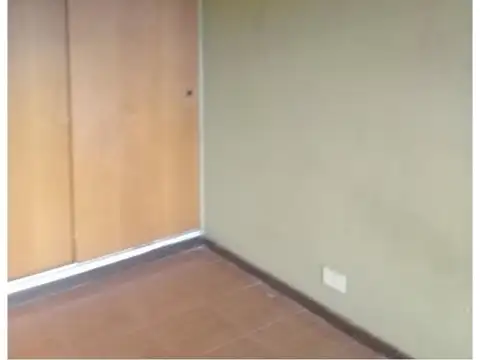 Depto Tipo Casa 4 ambientes con 2 baños