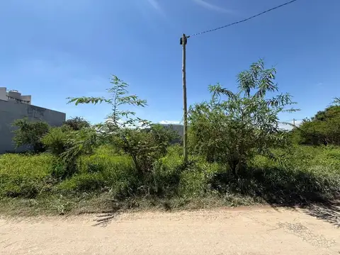 Terreno en Venta en San Lorenzo, USD 37.000
