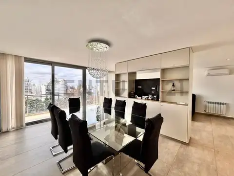 Departamento en venta en La Plata de 3 Dormitorios Amoblado con Amenities y Dos Cocheras