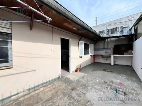 Depto Tipo Casa en Alquiler de 2 ambientes