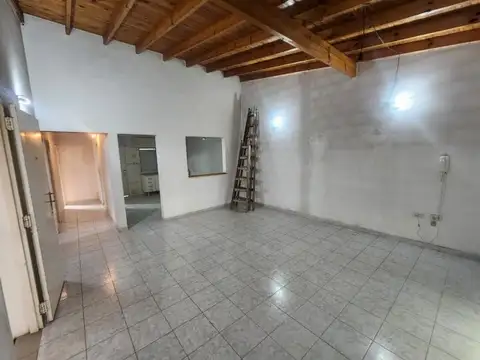 Departamento 3 ambientes con cochera en alquiler