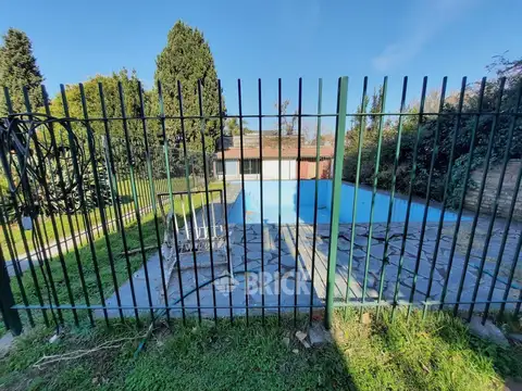Casa 6 ambientes con 3 baños