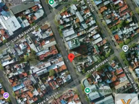 Avenida Teniente General Donato Álvarez e/ Tres Arroyos y Dr. Luis Beláustegui