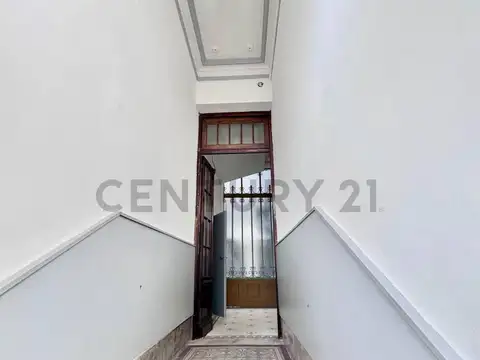 Jerónimo Salguero 300, Piso 0