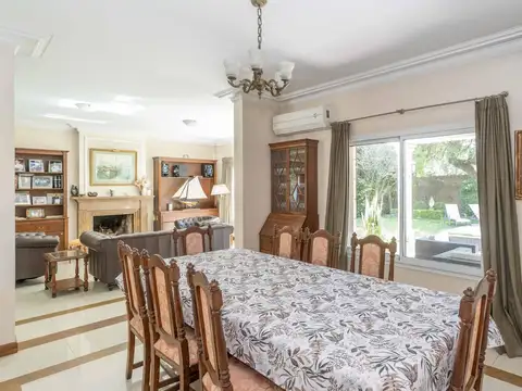Casa en Venta al Este