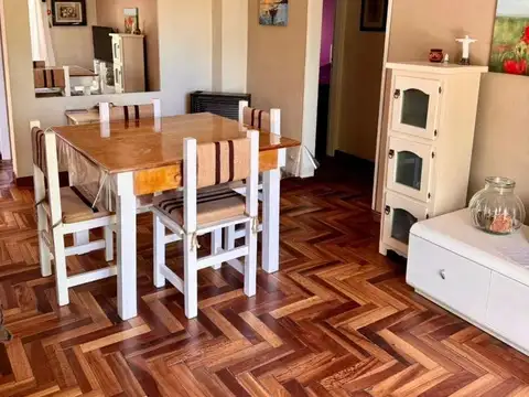 Aragon 7691 , Piso 1